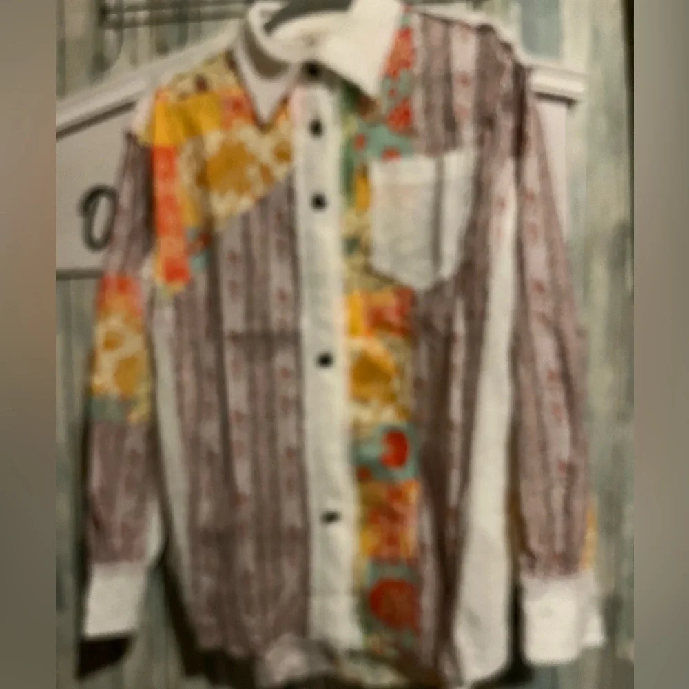 POL Textured White Eyelet Lace Patchwork Button-Up Shirt - Picture 3 of 7
